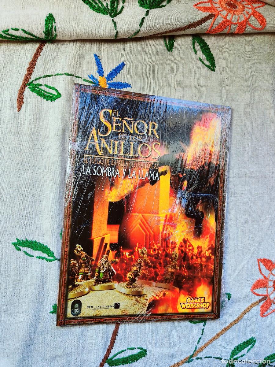 Libros de segunda mano: La Sombra y la Llama. El Se&ntilde;or de los Anillos. El juego de batallas estrat&eacute;gicas. Games Workshop.