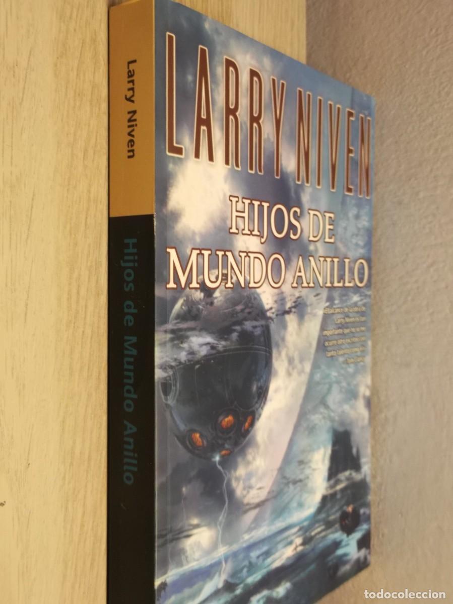 Libros de segunda mano: Hijos de Mundo Anillo - Tapa blanda 1 EDICION 2007 de Larry Niven