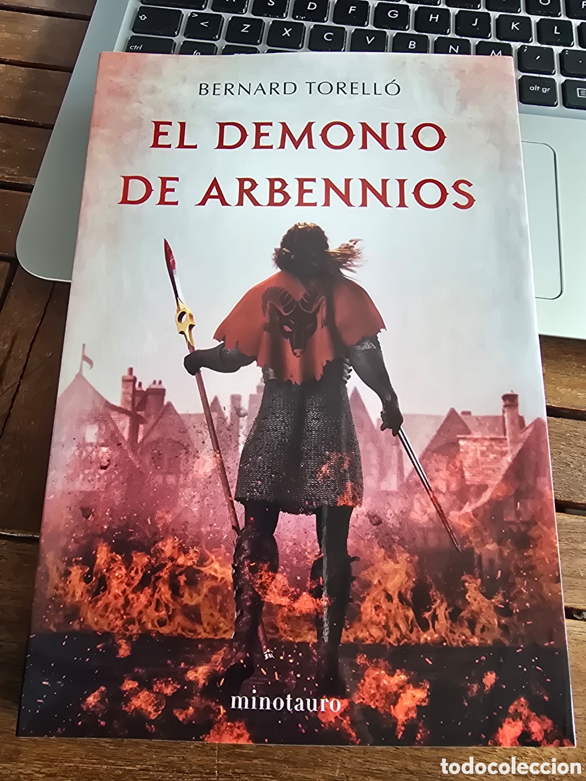 Libros de segunda mano: El Demonio de Arbennios Torell&oacute; L&oacute;pez, Bernard Editorial MINOTAURO 2021 Literatura fant&aacute;stica