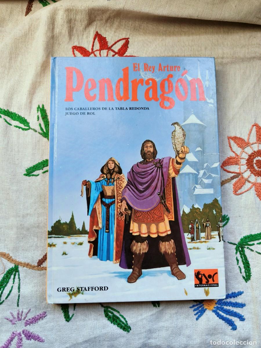 Second hand books: El Rey Arturo. Pendrag&oacute;n. Los caballeros de la Tabla Redonda. Juego de Rol. Suplemento. Joc.