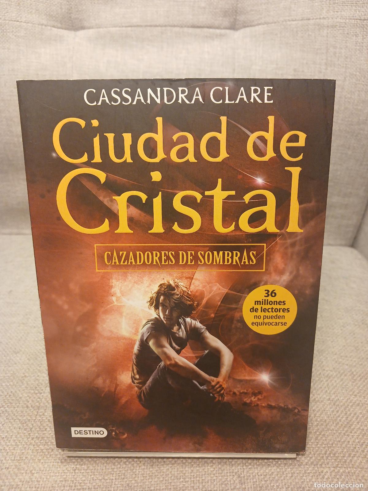 Gebrauchte B&uuml;cher: Cazadores de sombras 3. Ciudad de cristal - Cassandra Clare