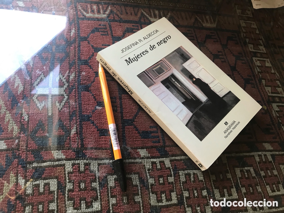 Libros de segunda mano: Mujeres de negro. Josefina R. Aldecoa. Anagrama, narrativas hisp&aacute;nicas n&ordm; 160