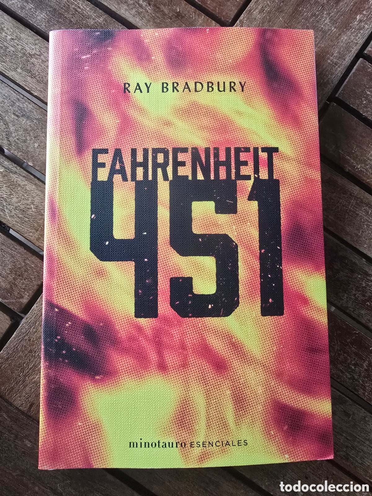 Libros de segunda mano: Fahrenheit 451 Ray Bradbury Editorial MINOTAURO 2019 narrativa clasicos