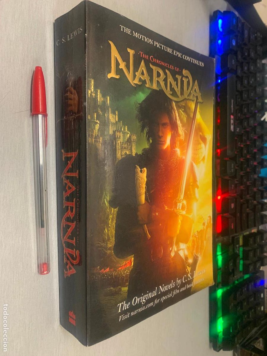 Libri di seconda mano: THE CHRONICLES OF NARNIA / C. S. LEWIS / LAS SIETE NOVELAS EN UN TOMO / EDICI&Oacute;N EN INGL&Eacute;S