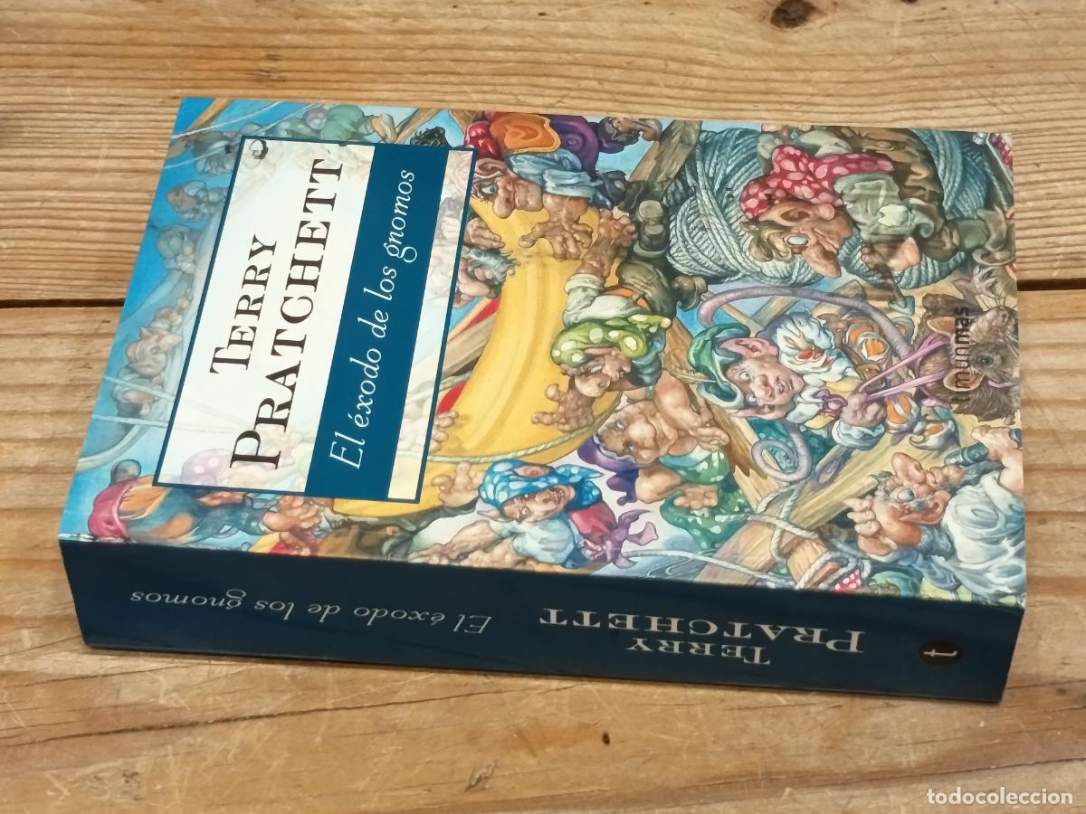 Libros de segunda mano: 2008 - TERRY PRATCHETT. El &eacute;xodo de los gnomos