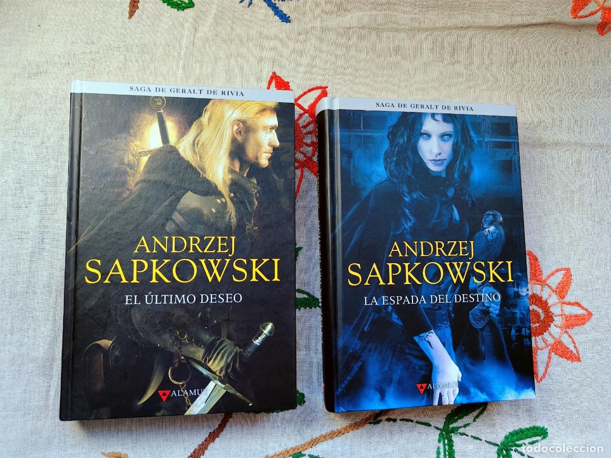 Libros de segunda mano: &Uacute;ltimo deseo y espada destino. Geralt de Rivia 1 y 2. Sapkowski. Alamut. Tapa dura.