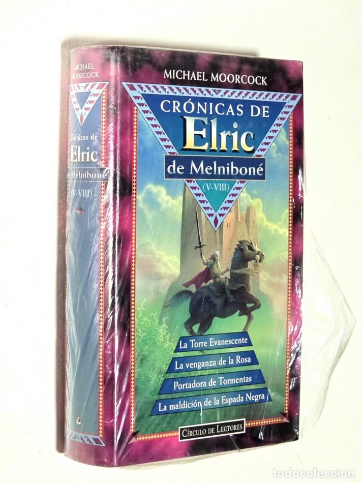 Libros de segunda mano: CRONICAS DE ELRIC DE MELNIBONE. LA TORRE EVANESCENTE, LA VENGANZA DE LA ROSA. PORTADORA DE TORMENTAS