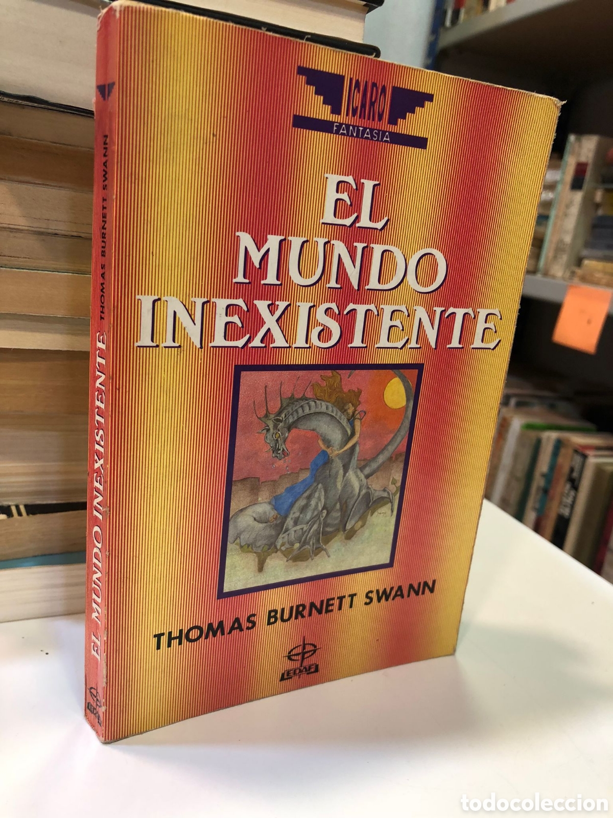 Libros de segunda mano: El mundo inexistente - Thomas Burnett Swann