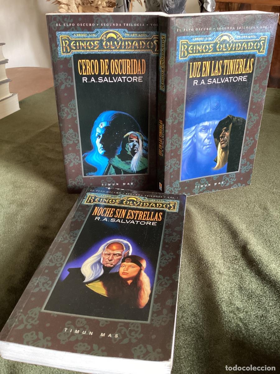 Libros de segunda mano: REINOS OLVIDADOS. SEGUNDA TRILOG&Iacute;A EL ELFO OSCURO. R.A. SALVATORE. TIM&Uacute;N M&Aacute;S. 1995.