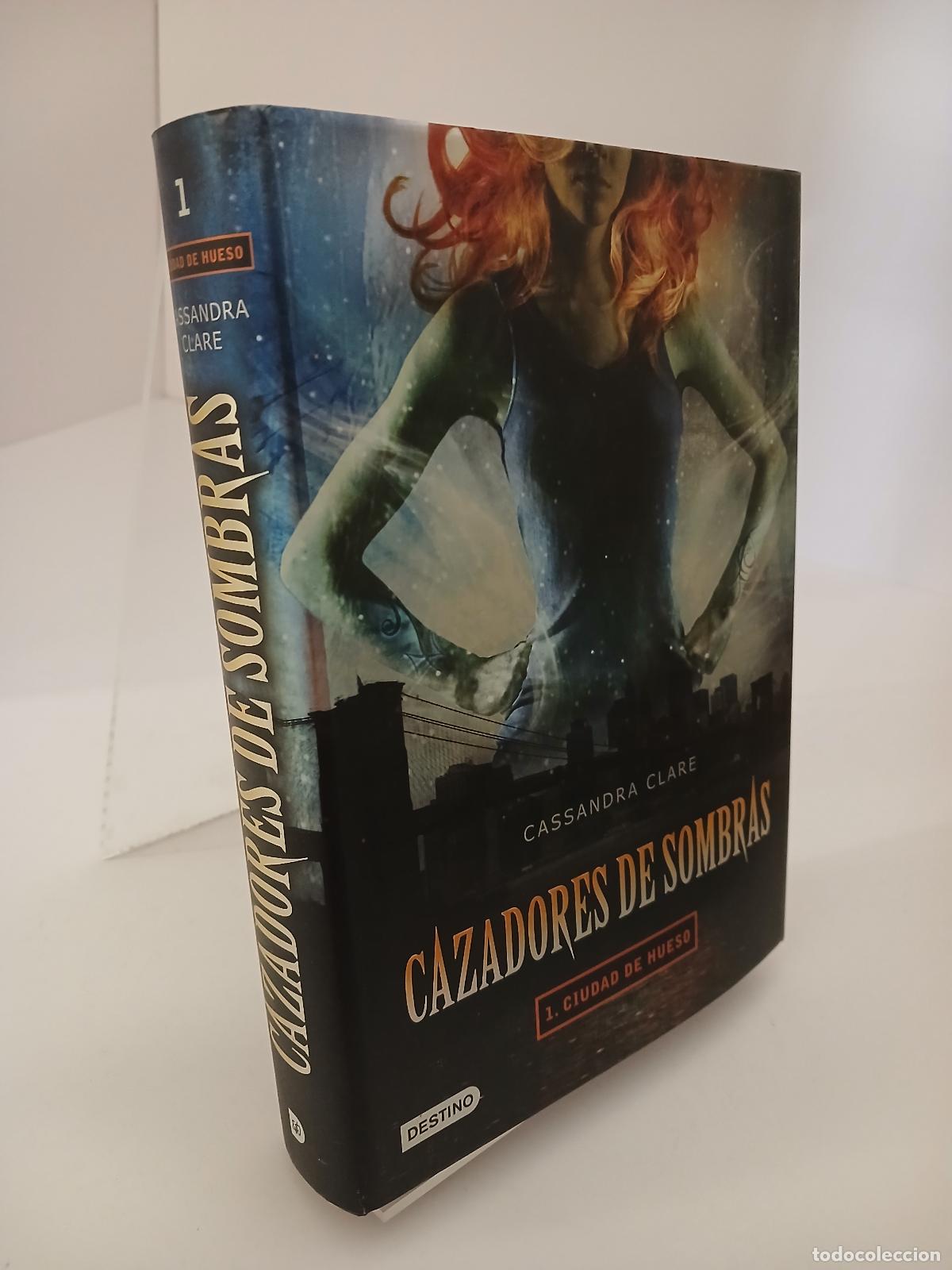Libri di seconda mano: Cazadores de sombras 1. Ciudad de hueso - Cassandra Clare