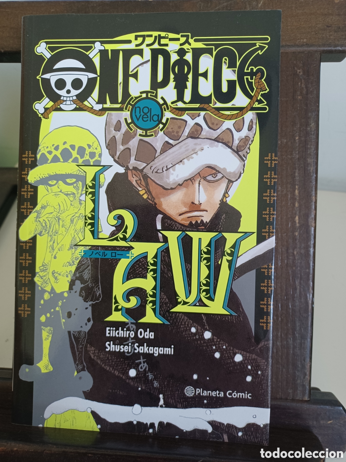 Libros de segunda mano: One Piece. Law/ Novela Manga/ Planeta C&oacute;mic/ NUEVO A ESTRENAR