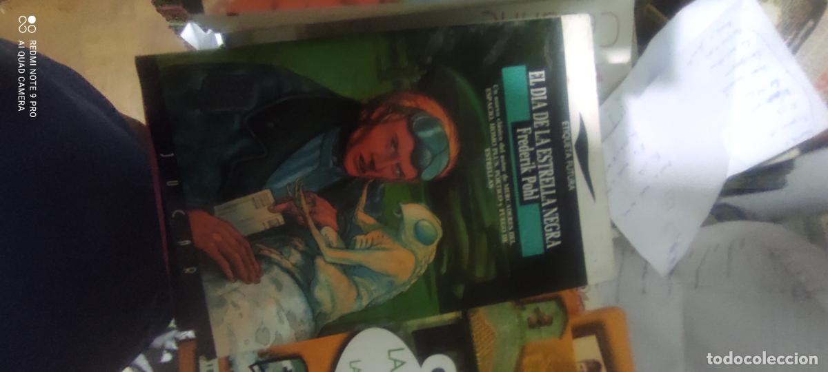 Libros de segunda mano: ETIQUETA FUTURA 18. EL DIA DE LA ESTRELLA NEGRA (Frederik Pohl) J&uacute;car, 1990