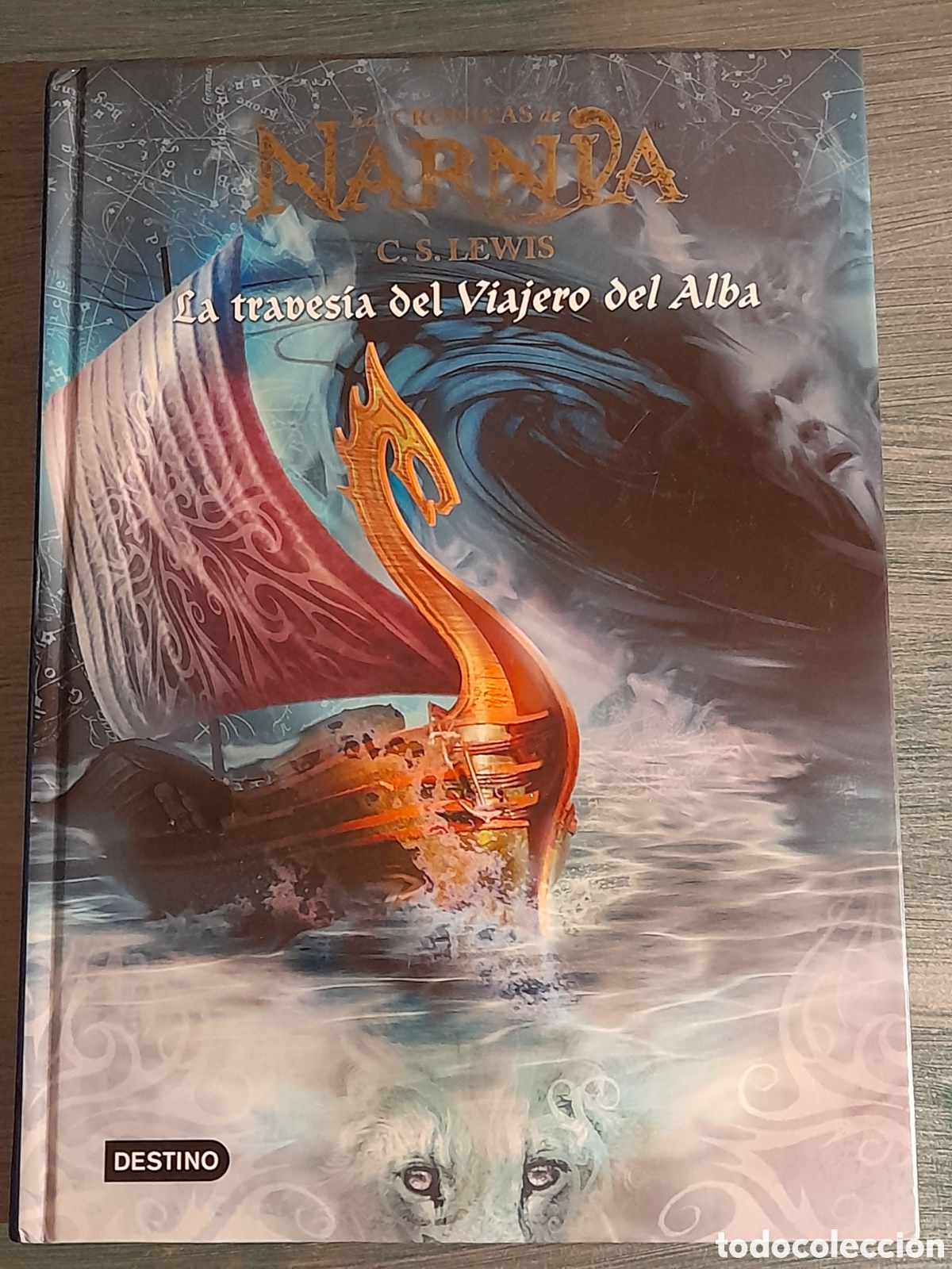 Libros de segunda mano: Libro 5 de Narnia, La traves&iacute;a del Viajero del Alba, de C.S. Lewis, editorial Destino