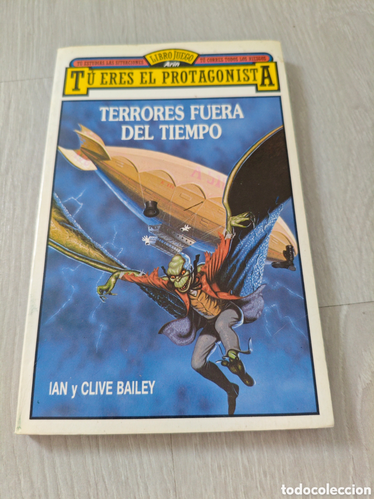 Libros de segunda mano: Arin, terrores fuera del tiempo. T&uacute; eres el protagonista