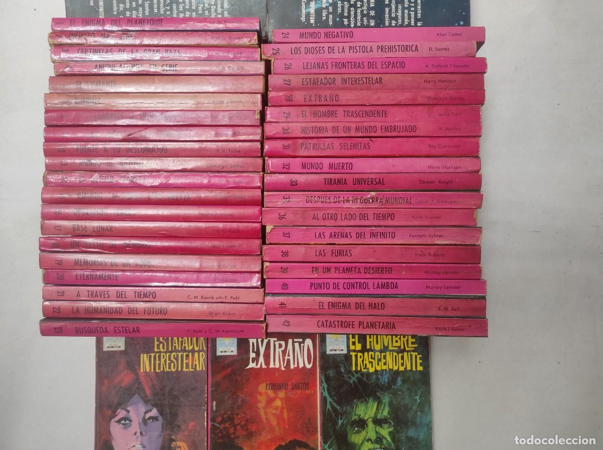 Libri di seconda mano: lote 38 novelas INFINITUM ciencia ficci&oacute;n casi completa 1 2 3 4 5 8 9 , 11 a 34, 36 a 42 ,