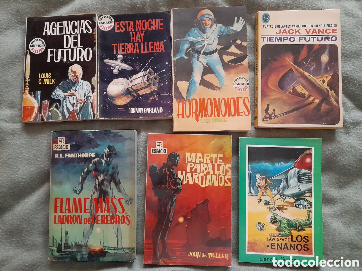 Libri di seconda mano: Colecci&oacute;n de novelas antiguas sobre el espacio