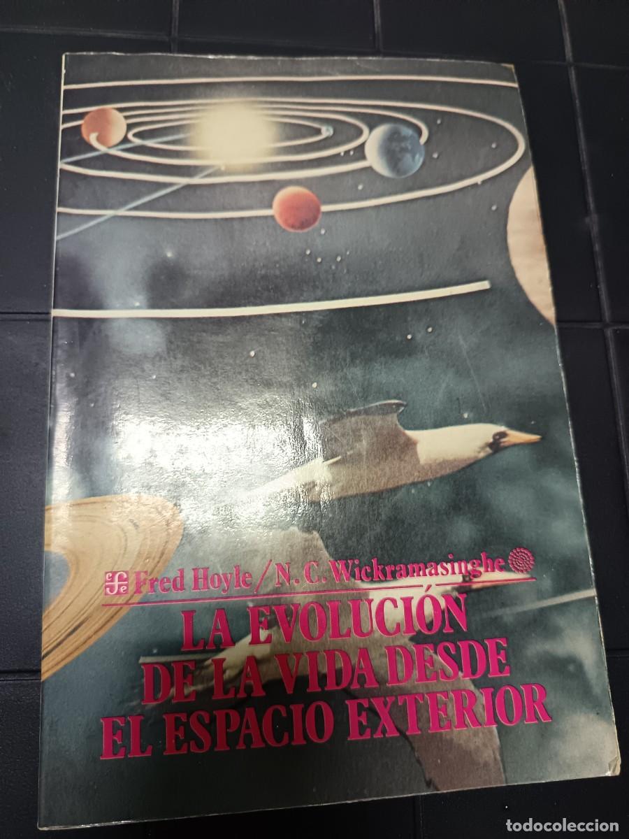 Libros de segunda mano: La Evoluci&oacute;n De la vida desde el Espacio Exterior, Fred Hoyle
