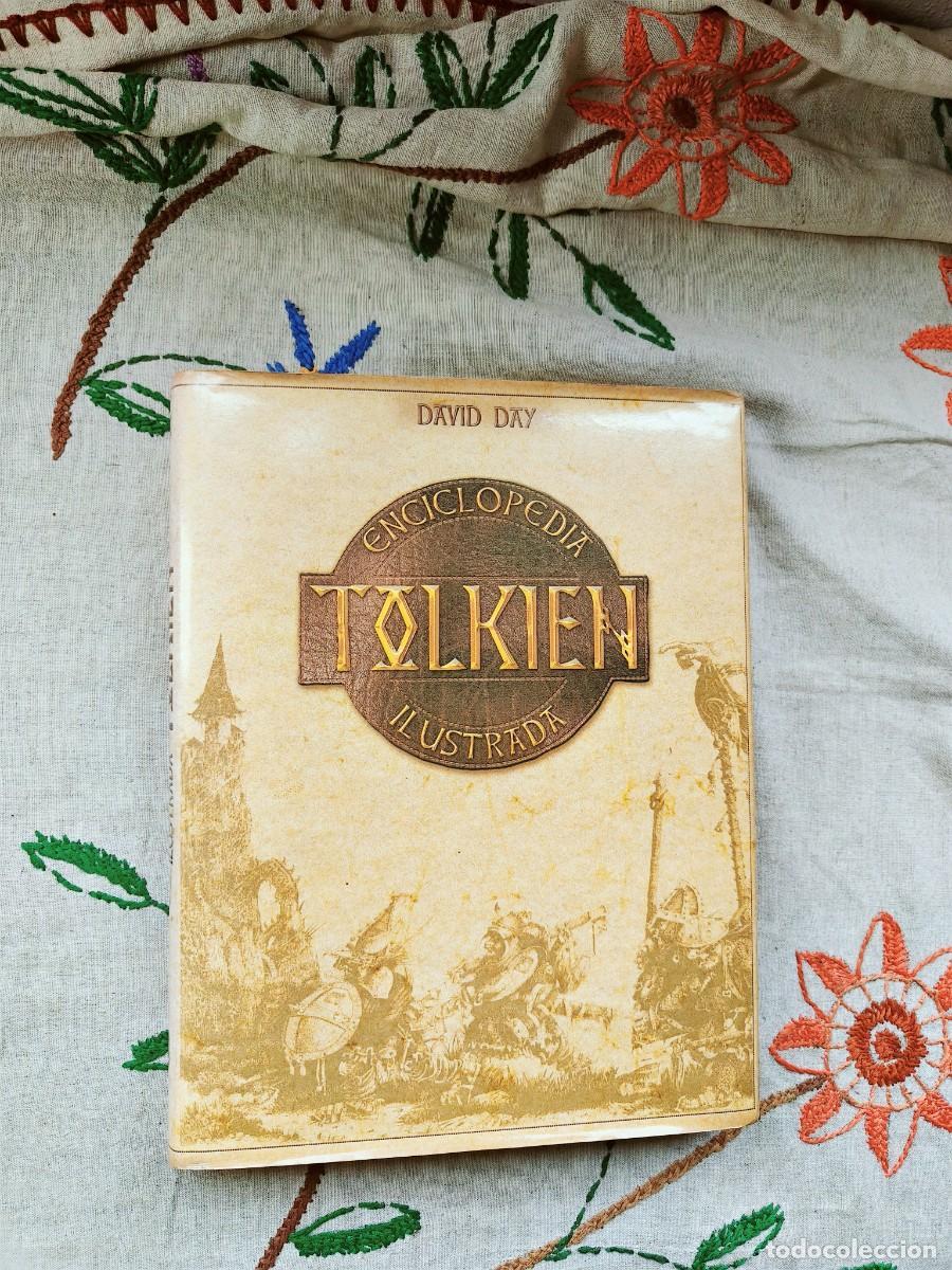 Libros de segunda mano: Enciclopedia Tolkien Ilustrada. David Day. J. R. R. Tolkien. Edici&oacute;n del C&iacute;rculo de Lectores.