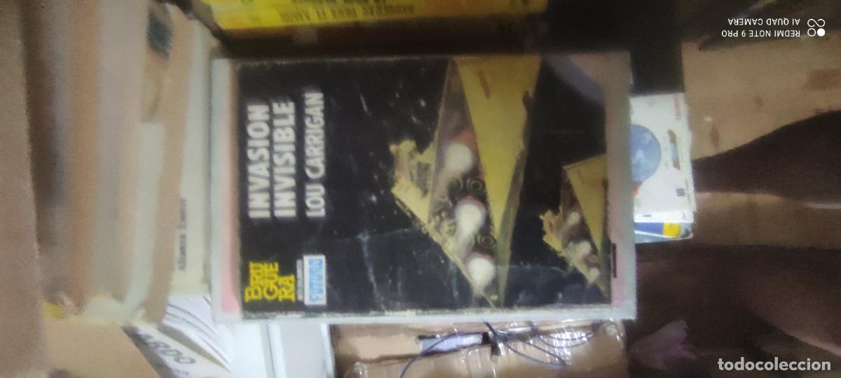 Libros de segunda mano: Invasi&oacute;n invisible c fi