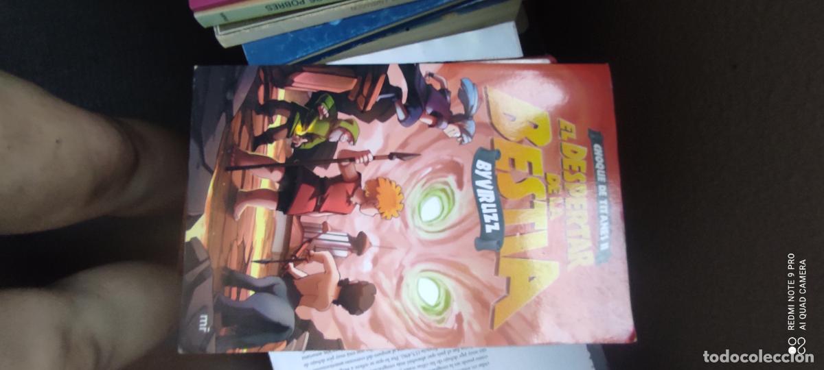 Libros de segunda mano: Choques De Titanes 2 - El Despertar De La Bestia - ByViruzz - 2017 - Martinez Roca