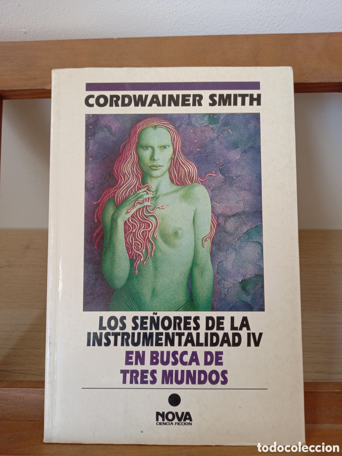 Libros de segunda mano: Los se&ntilde;ores de la instrumentalidad IV. En busca de tres mundos. Cordwainer Smith. Nova Ediciones B.