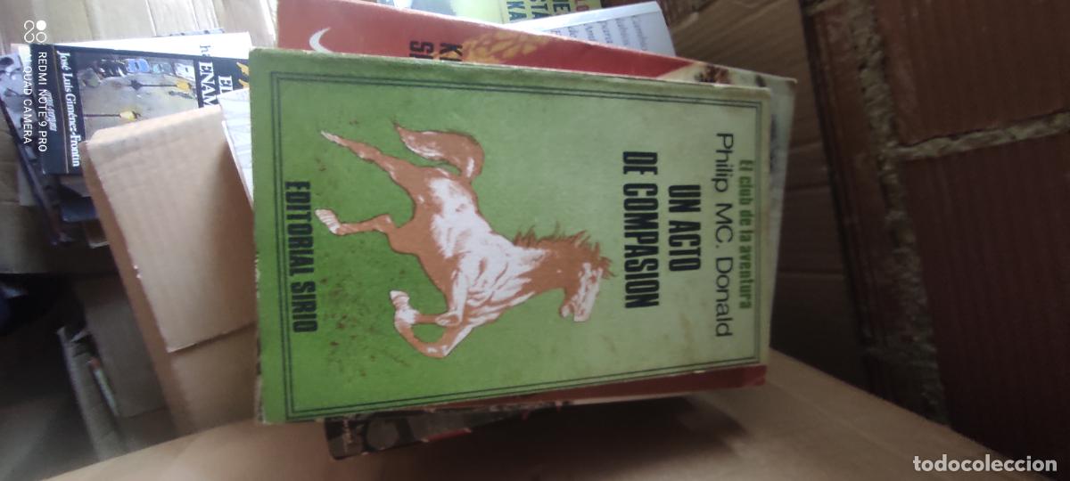 Libros de segunda mano: Un acto de compasi&oacute;n.- MCDonald, Philip