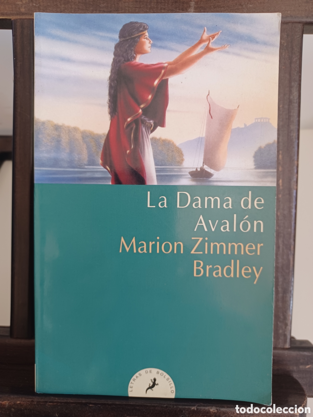 Livros em segunda m&atilde;o: La Dama de Avalon/ Marion Zimmer Bradley/ Salamandra, 2004