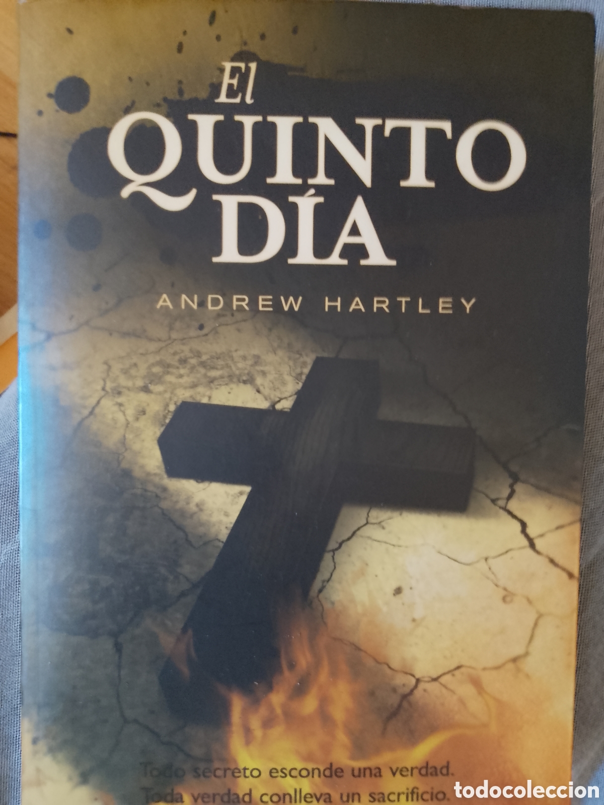 Second hand books: EL QUINTO D&Iacute;A - ANDREW HARTLEY - LA FACTORIA DE IDEAS 2010