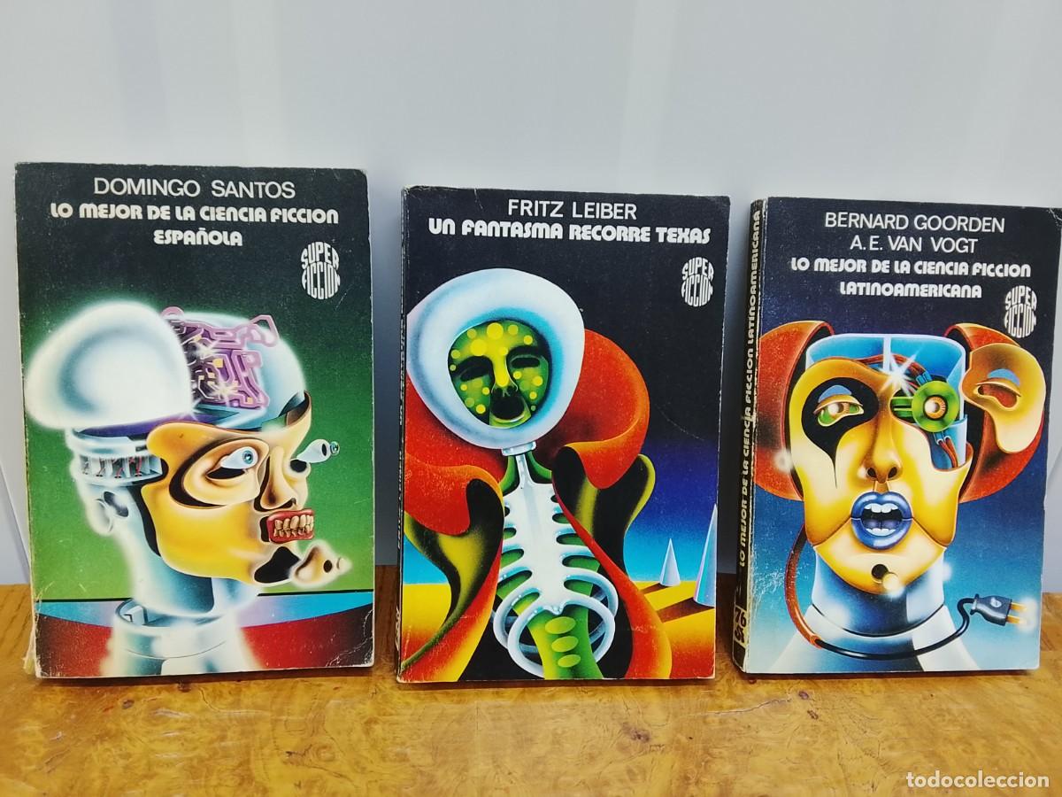 Libros de segunda mano: Lunes hasta 12h 15 &euro; Lote Superficci&oacute;n Un Fantasma Recorre Texas + CF Espa&ntilde;ola + CF Latinoamericana