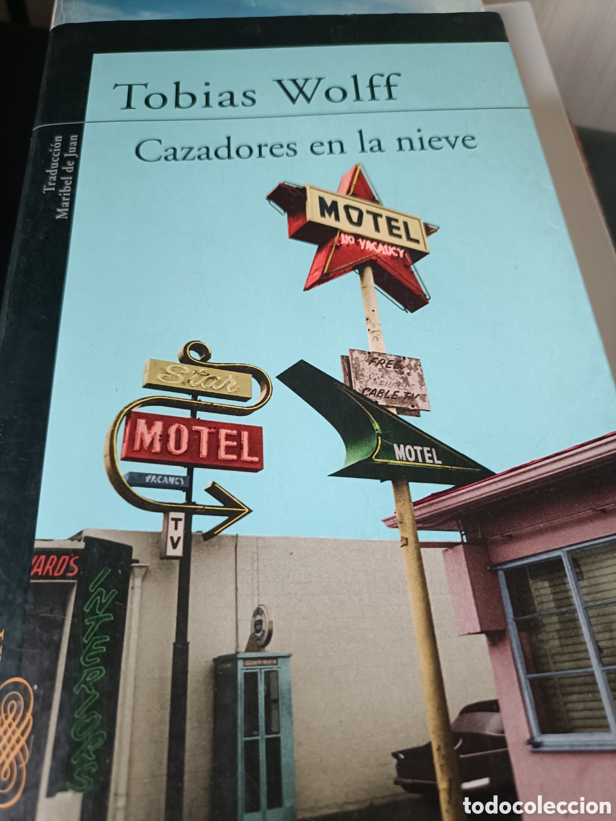 Libri di seconda mano: Cazadores en la nieve Tob&iacute;as Wolff