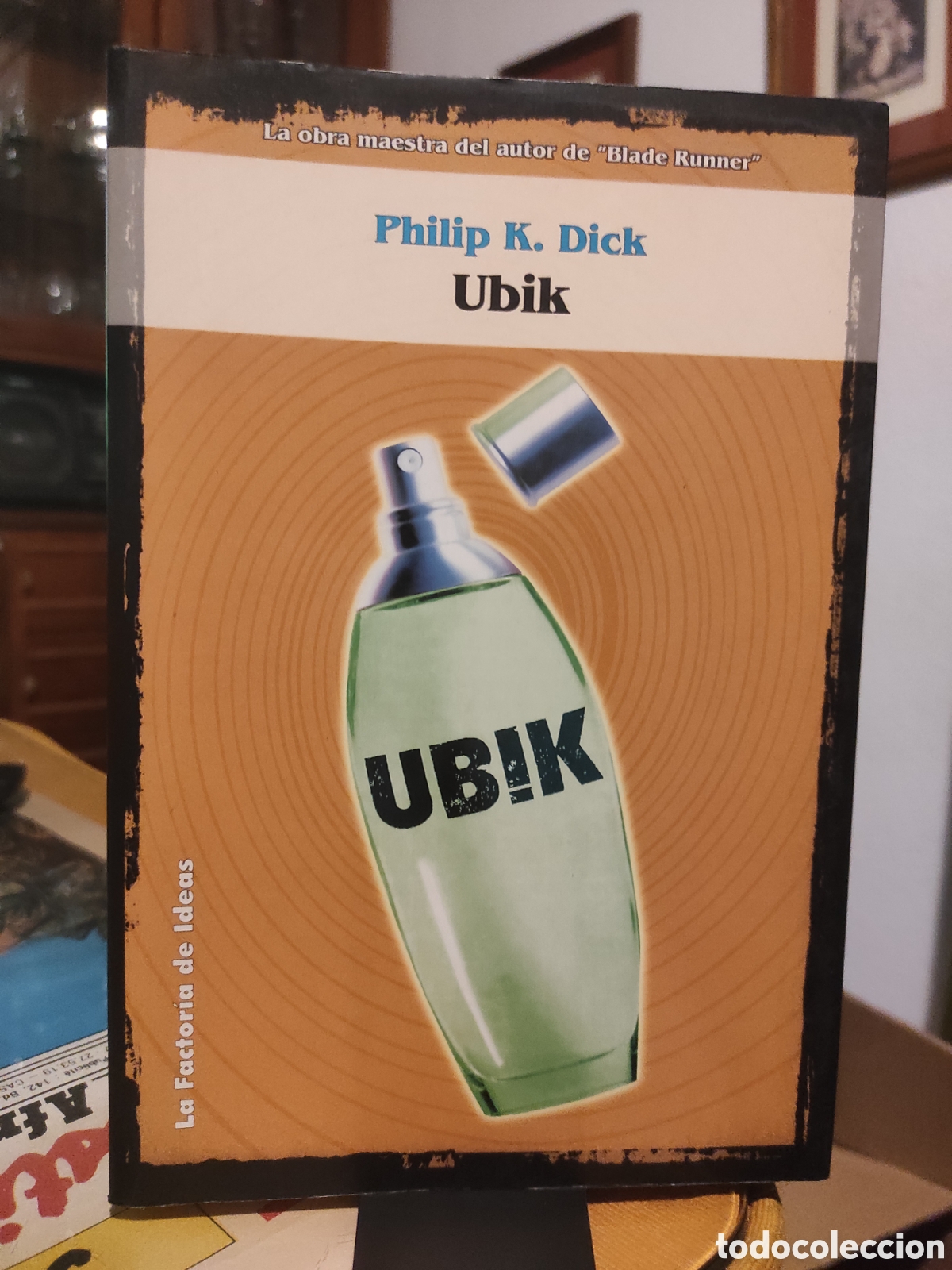 Libros de segunda mano: Ubik. Philip K. Dick (PEDIDO MINIMO 10&euro;)