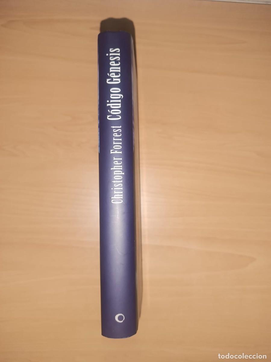 Libros de segunda mano: C&oacute;digo G&eacute;nesis - Christopher Forrest (C&iacute;rculo de Lectores) - Foto 3