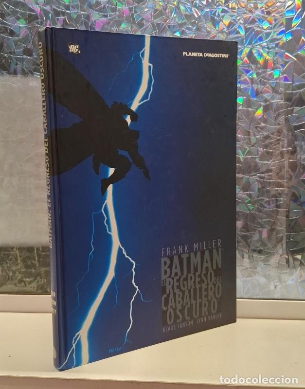 Libros de segunda mano: Batman: El Regreso del Caballero Oscuro - Frank Miller - Planeta Deagostini C&oacute;mics - Edici&oacute;n Absolut