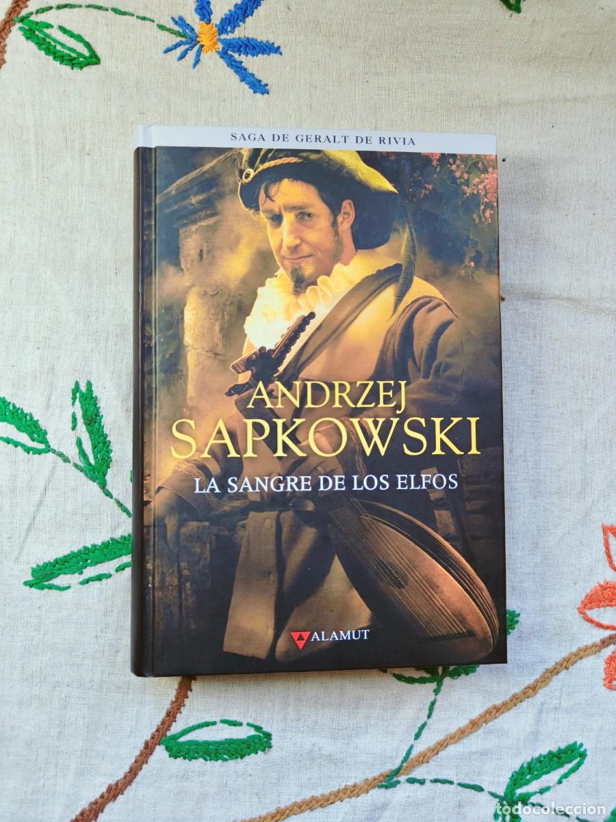 Libros de segunda mano: Saga Geralt Rivia Libro 3. Sangre Elfos. Andrzej Sapkowski. Editorial Alamut. Tapa dura. The Witcher