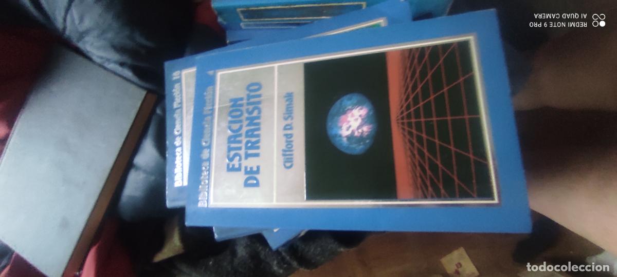 Libros de segunda mano: Clifford D. Simak Estaci&oacute;n de tr&aacute;nsito Biblioteca de Ciencia Ficci&oacute;n