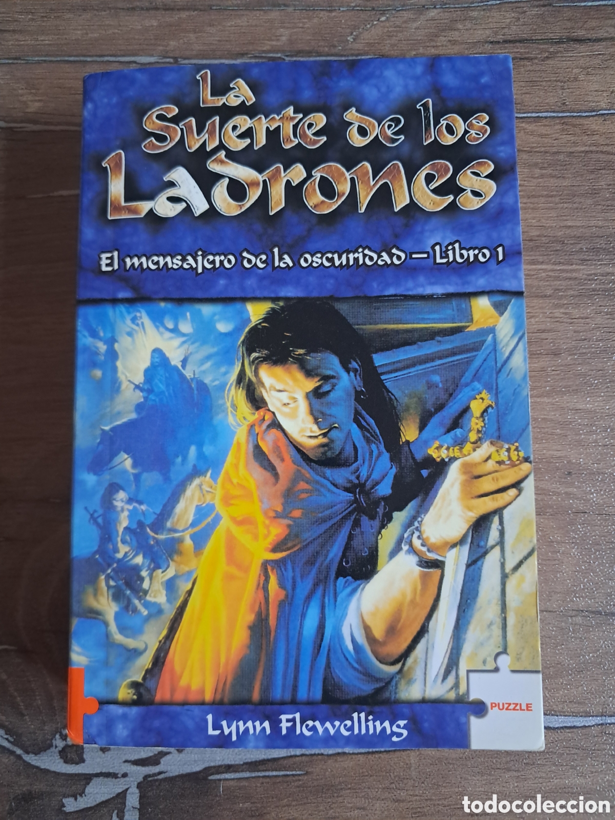 Libros de segunda mano: Novela Fantas&iacute;a La suerte de los Ladrones