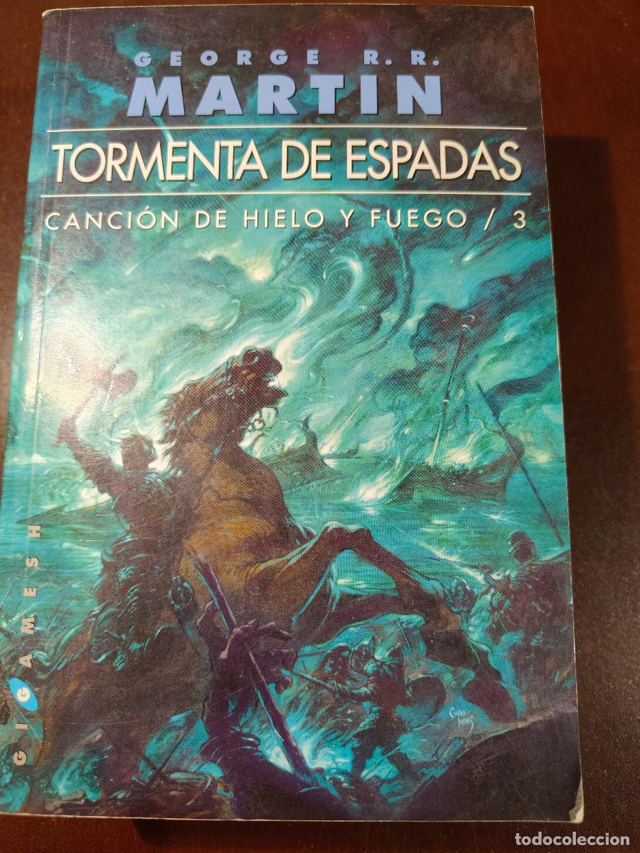 Libros de segunda mano: Tormenta de espadas. Cancion de Hielo y fuego 3. George R. R. Martin. Gigamesh. Edici&oacute;n Omnium
