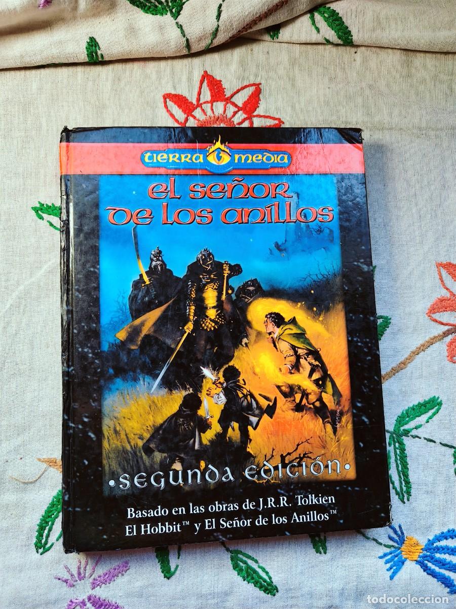 Libros de segunda mano: El Se&ntilde;or de los Anillos. El Juego de Rol de la Tierra Media. Segunda edici&oacute;n. Joc Internacional con