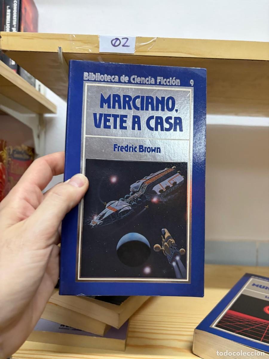 Libros de segunda mano: 02 Marciano, vete a casa &mdash; Fredric Brown &mdash; Orbis