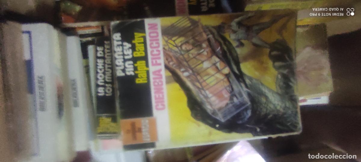 Libros de segunda mano: PLANETA SIN LEY - RALPH BARBY - LA CONQUISTA DEL ESPACIO 519