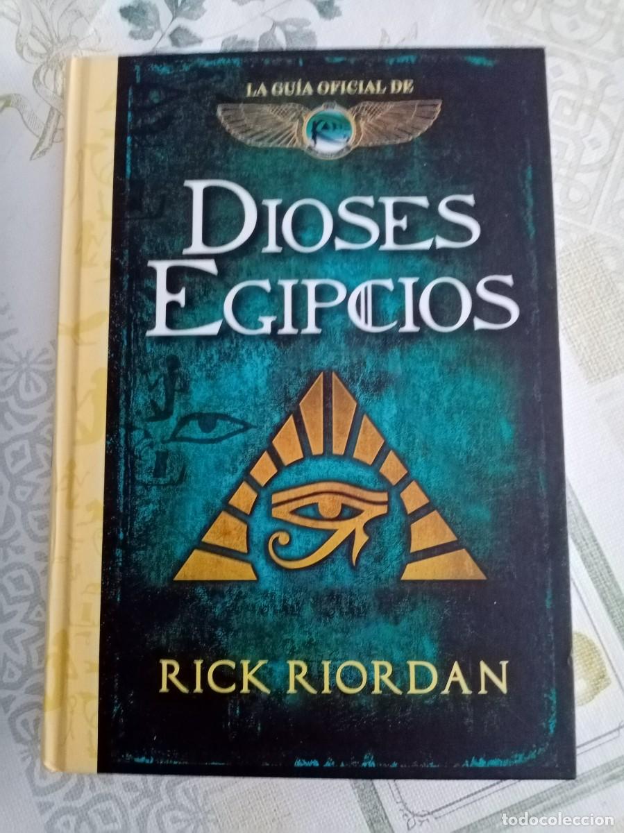 Libros de segunda mano: DIOSES EGIPCIOS ( LA GU&Iacute;A OFICIAL ). Rick Riordan ( MONTENA )
