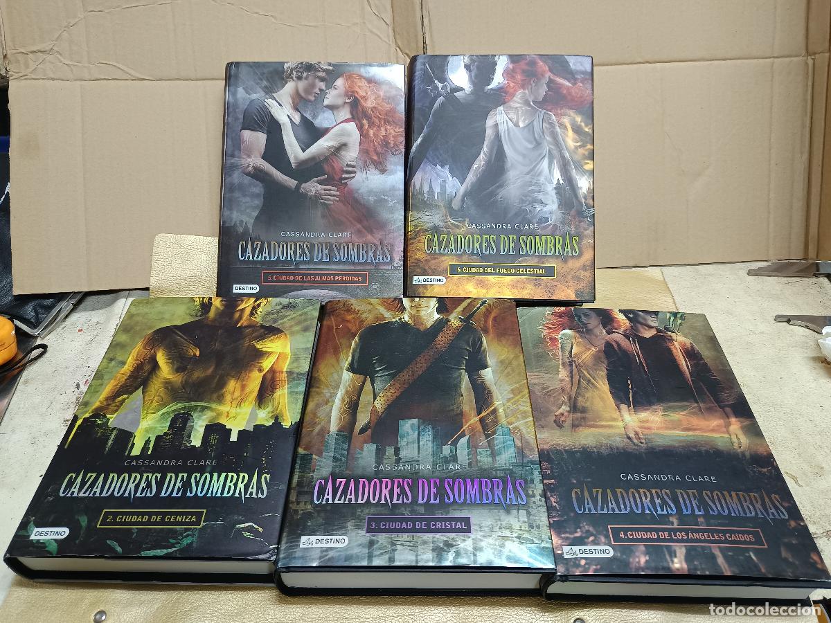 Libros de segunda mano: LOTE 5 LIBROS CAZADORES DE SOMBRAS CASANDRA CLARE, N&ordm; 2, 3, 4, 5 Y 6. PRIMERAS EDICIONES, DESTINO
