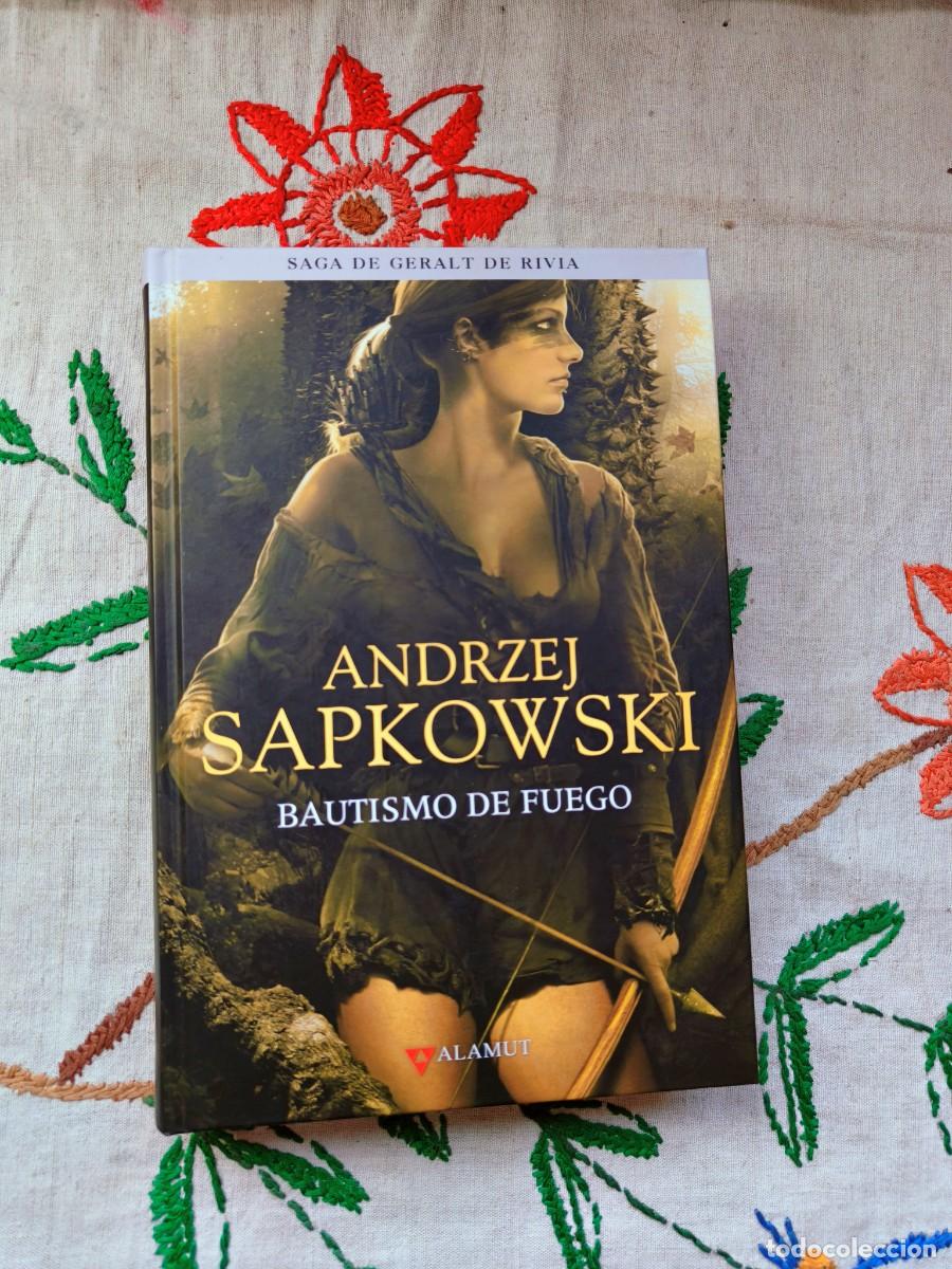 Libros de segunda mano: Bautismo de Fuego. Saga Geralt Rivia 5. Andrzej Sapkowski. Editorial Alamut. Tapa dura. The Witcher.