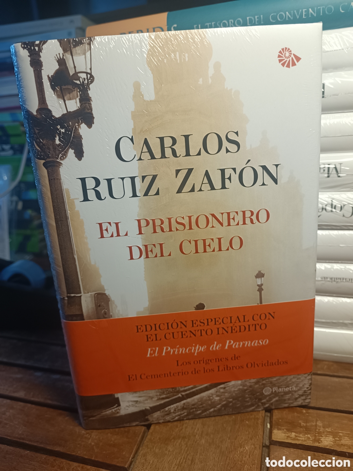 Libros de segunda mano: El prisionero del cielo Carlos Ruiz zafon precintado incluye libro pr&iacute;ncipe de Parnaso ed Especial