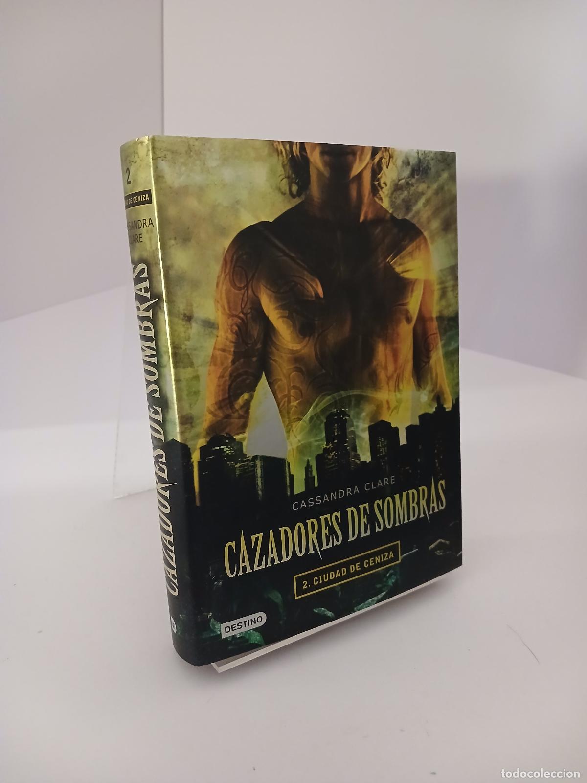 Libros de segunda mano: Cazadores de sombras 2, ciudad de ceniza - Cassandra Clare