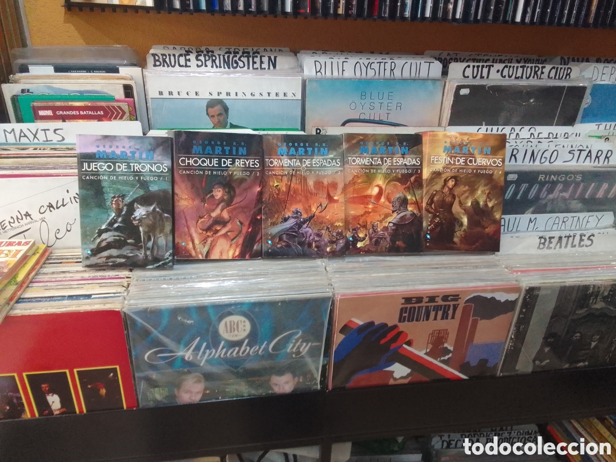 Libros de segunda mano: George r martin,juego de tronos,5 libros gigamesh