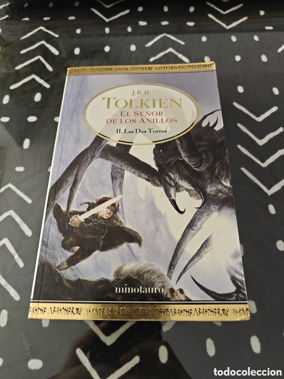 Libros de segunda mano: EL SE&Ntilde;OR DE LOS ANILLOS II: LAS DOS TORRES &ndash; Tolkien &ndash; Minotauro Bolsillo 2004