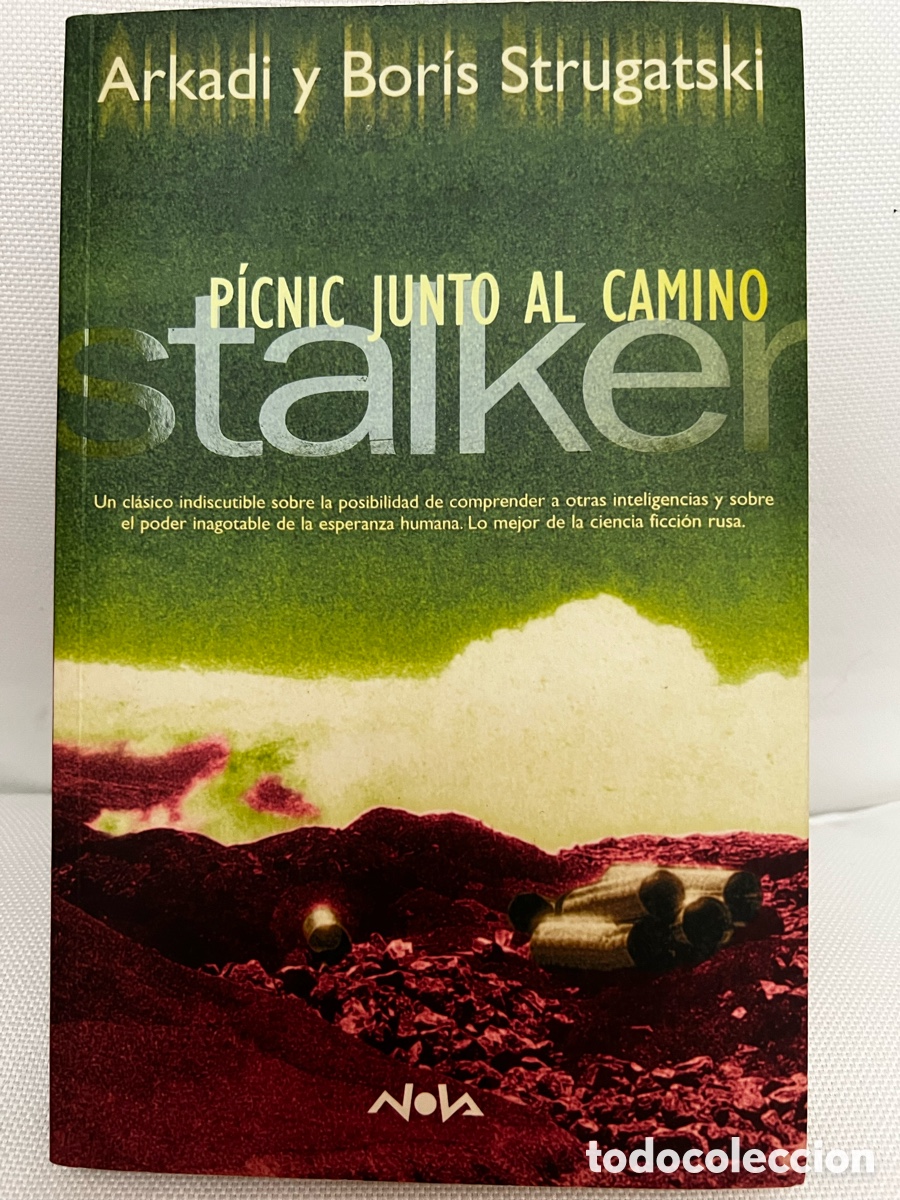 Libros de segunda mano: P&iacute;cnic Junto Al Camino (Stalker) - Arkadi Y Boris Strugatski - Ediciones B Nova N&ordm; 143 (2001)