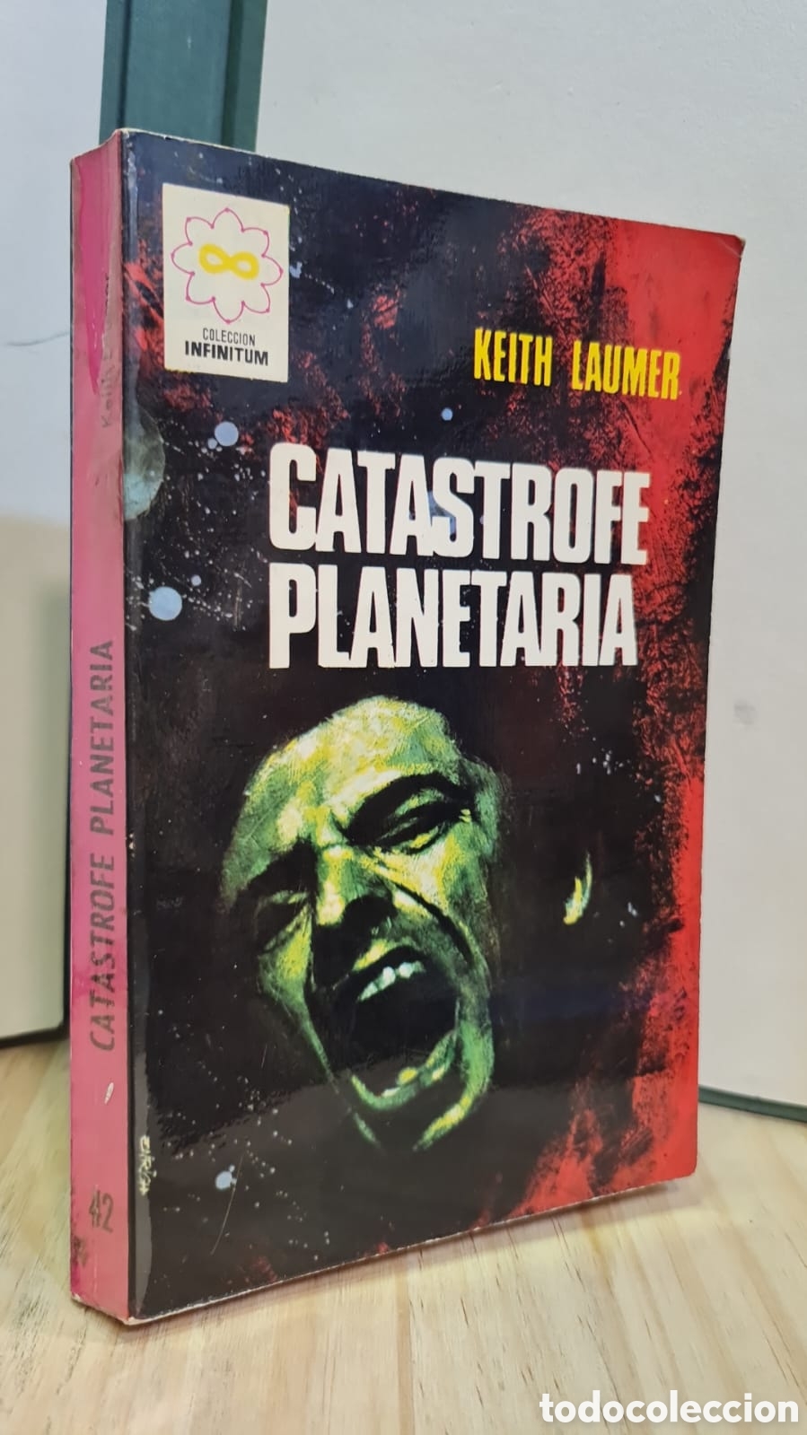 Libros de segunda mano: Cat&aacute;strofe planetaria - Keith Laumer - Foto 1