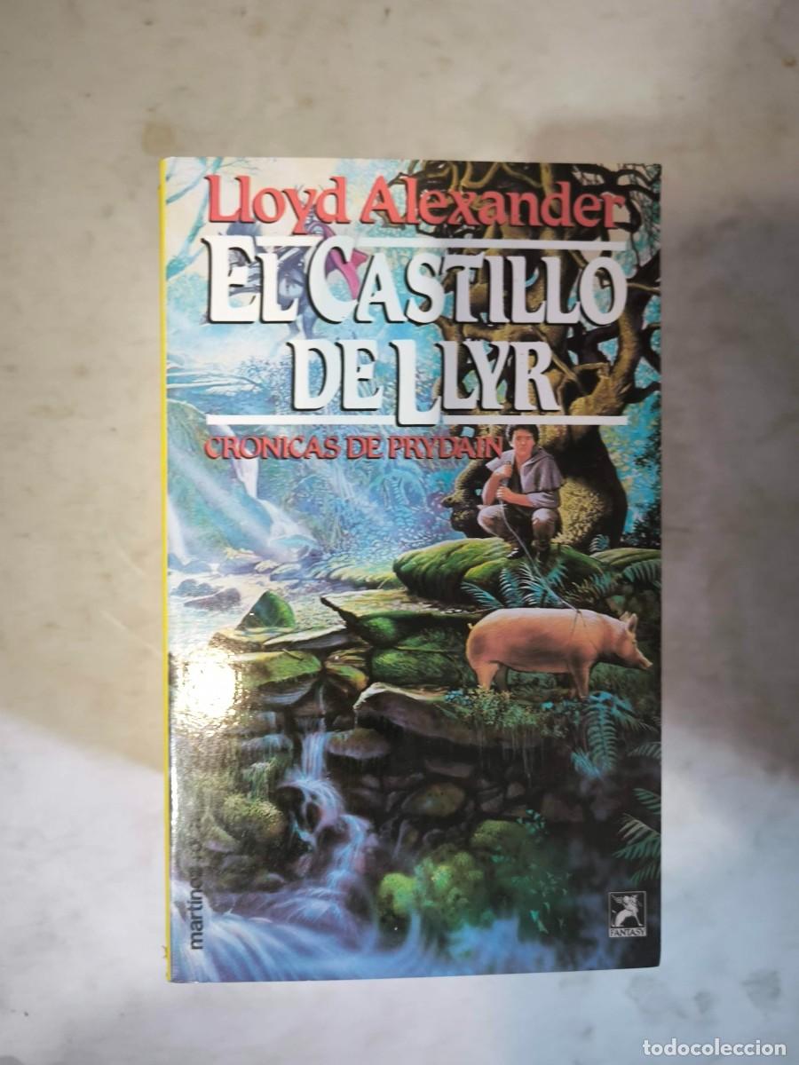 Libros de segunda mano: EL CASTILLO DE LLYR (CR&Oacute;NICAS DE PRYDAIN III) - LLOYD ALEXANDER - MART&Iacute;NEZ ROCA 1990